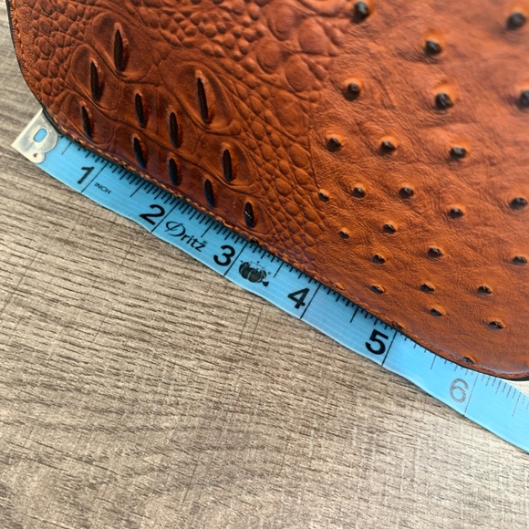 Box faux ostrich handbag | vegan leather - Picture 3 of 5